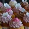 cup-cakes-fours-Blüten-Cream